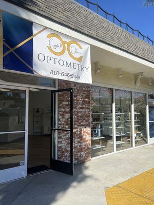 Crystal Clear Optometry - Santa Clarita