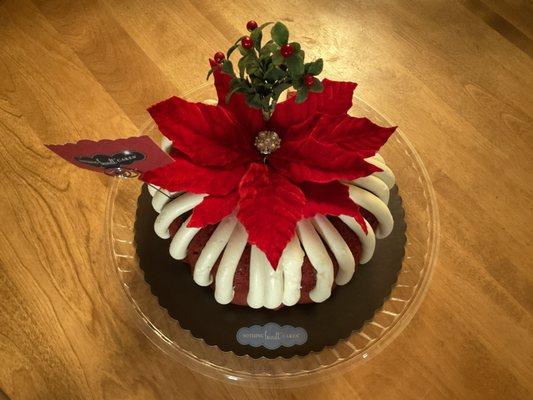 10-inch Red Velvet Bundt Cake, Merry and Bright Theme