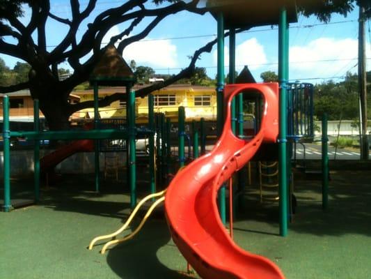 Childers playground equipM...