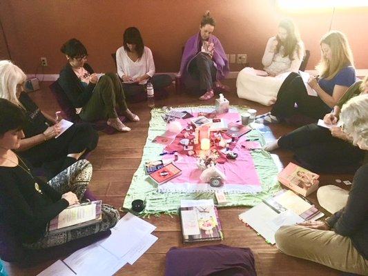 Monthly gathering of Sacred Fertility Support Circle @sacredfertilitysupportcircle @michellesiazonacupuncture