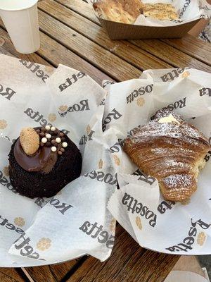 Chocolate cake & white chocolate croissant