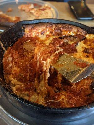 Deep dish pizza - more like pizza soup. Tasty, but nothing like a Chicago deep dish pizza.