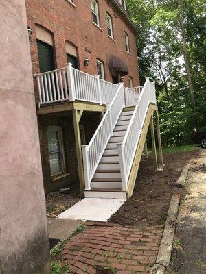 Deck and stairs construction in Middletown