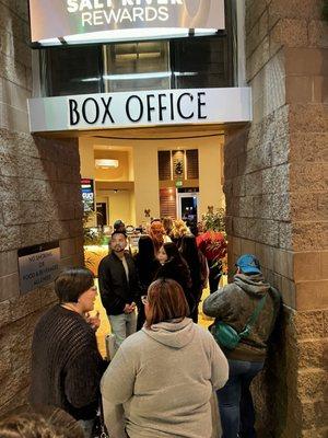 Long ass lines on a Saturday for the Salt River Rewards Box Office and it's only 10:13 pm at night.