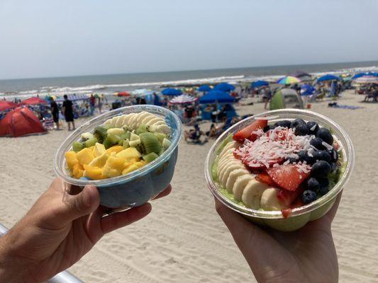 Bungalow Bowls on the Beach!