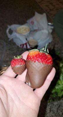 My lame hand picked chocolate strawberry compared to my gfs