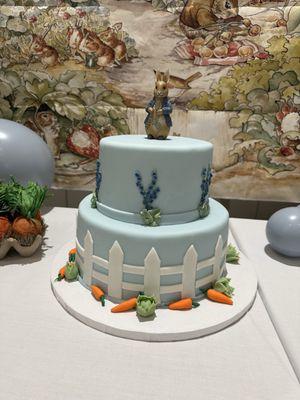 Peter rabbit baby shower cake.