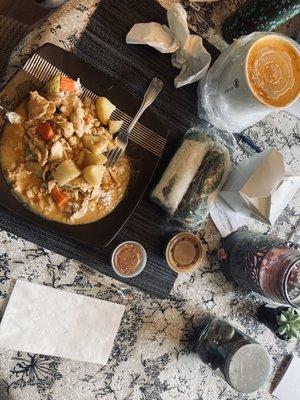 Massaman  Curry and tofu salad rolls.