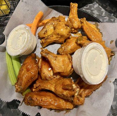 Buffalo wings hot/mild