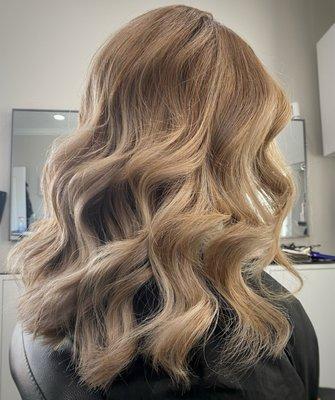 Blow dry with waves