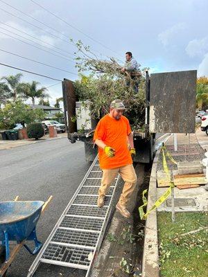 Trash truck loading