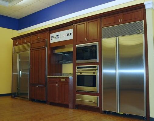 premium appliances from Sub-Zero, Wolf, Viking, Thermador and more