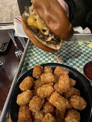 Taproom Burger with tots