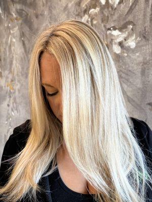 chunky blonde highlights