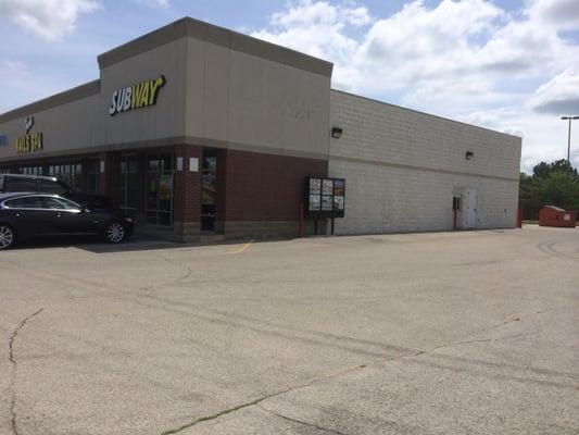 Front of the store, with Drive-Thru on the side.