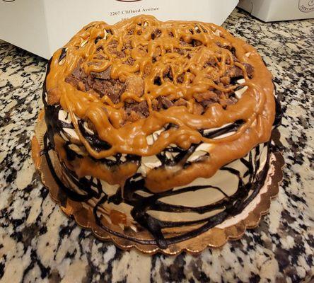 Chocolate Peanut Butter Cake - absolutely amazing