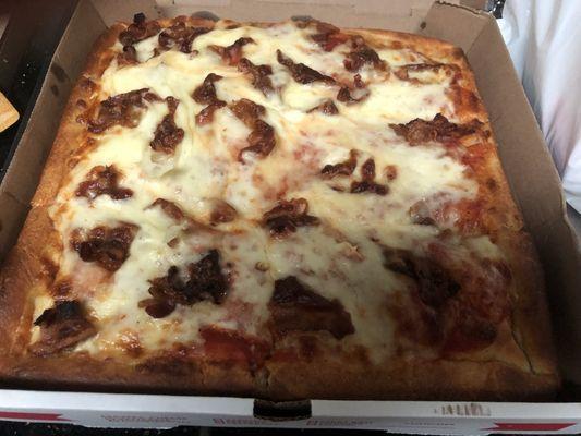 Sicilian pizza with extra cheese and bacon!! It was truly superb!!