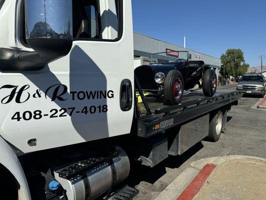 H & R Towing delivers in time