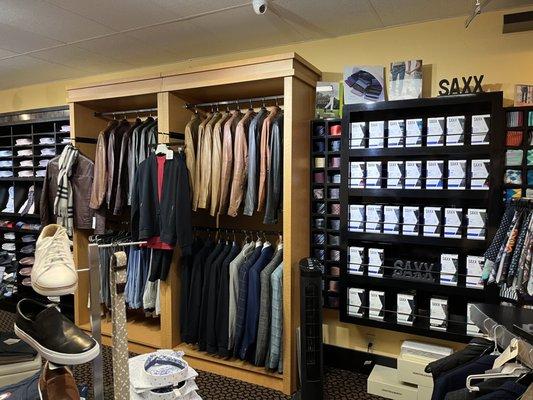 Mares Menswear of El Paseo