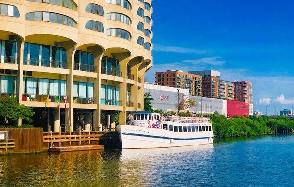 Tours & Boats Chicago Architecture Tour starts at the iconic River City Marina.