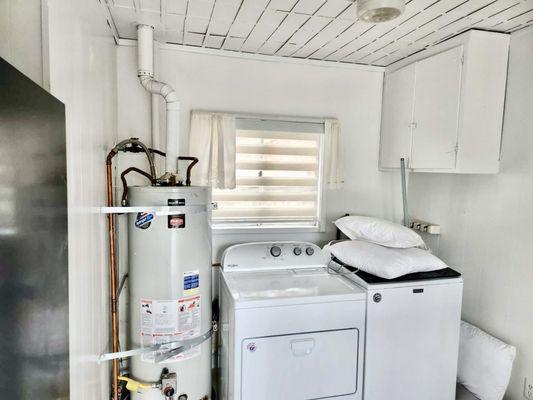 The laundry room - big bear lake Airbnb house