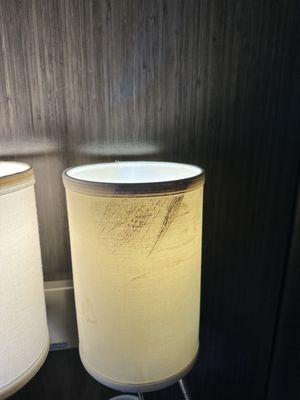 dirty lamp