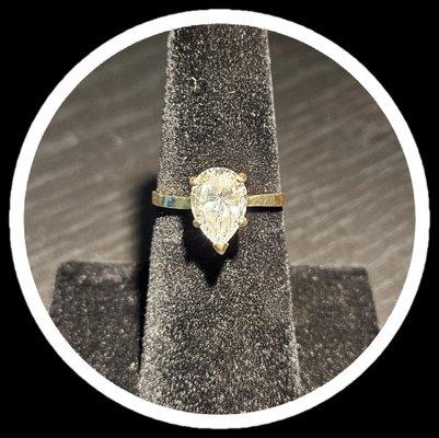 14k Pear Shaped CZ Cocktail Ring.