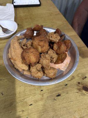 Pick 3 Seafood platter: Shrimp, catfish and oysters