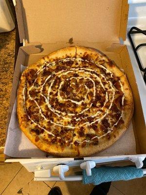 Bacon ranch chicken pizza