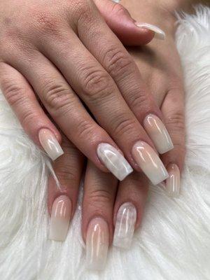 Ombré / marble nails 3