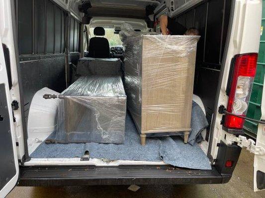 Furniture Delivery -IKEA,MACY'S ASLEYS,LOWE'S
,Expedited Freight PICK UP& DROP OFF