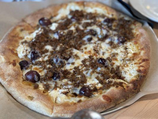 Grape pizza