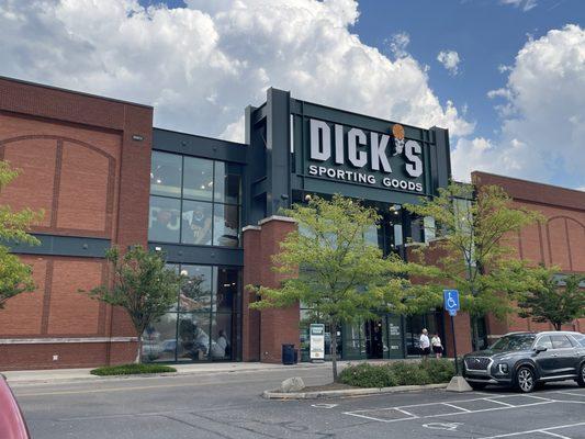 Dick's Sporting Goods - Easton