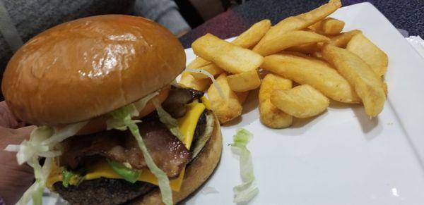 The Stacy Burger add bacon with steak fries