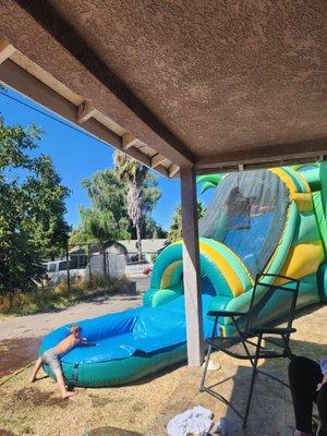 The greatest bouncing house of all time for the neighborhood kids