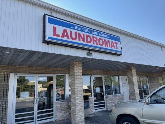 The Little Big Load Laundromat