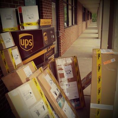 I think we might need 2 or 3 ups boxes we have 27 package is going out today some overnight delivery for Saturday!...