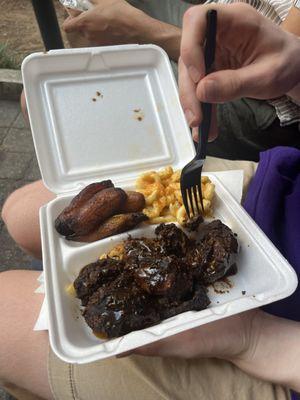 Jerk Chicken Macaroni & Cheese Plantains