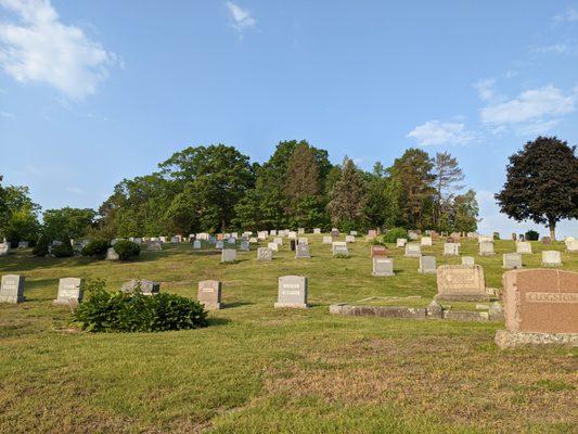 Mount Feake Cemetery, Waltham