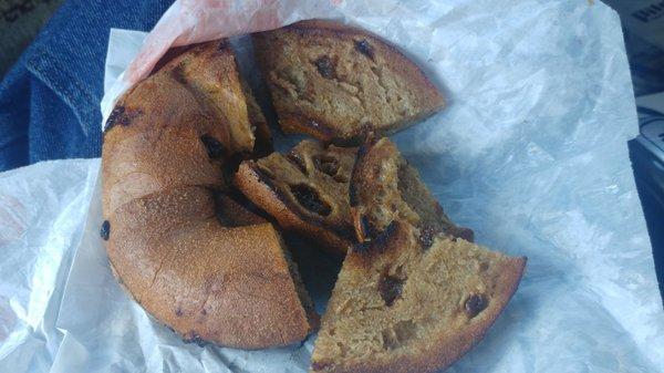 yummo!! hot toasted buttered cinnamon raisin bagel cut into forths. easier to eat in the truck cuz no dining in. and a cawfee of course