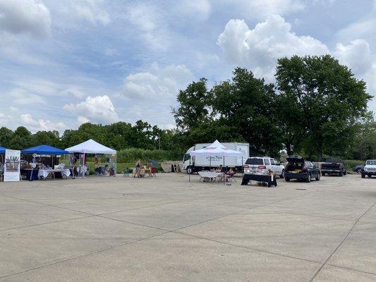 Some of the open air vendors