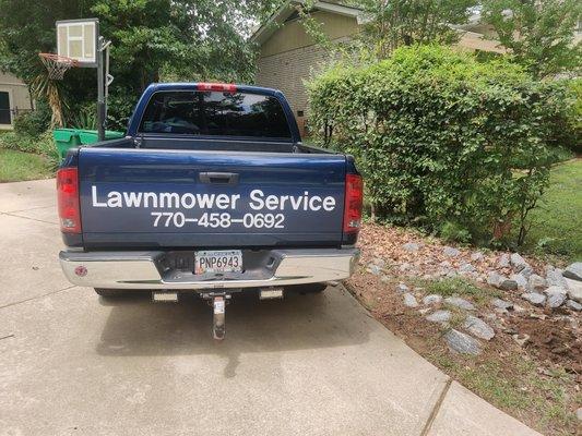 Lawnmower Service & Repair