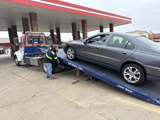 TOWING FROM FORT WORTH AFTER THEY CLAIMED TO FIX.