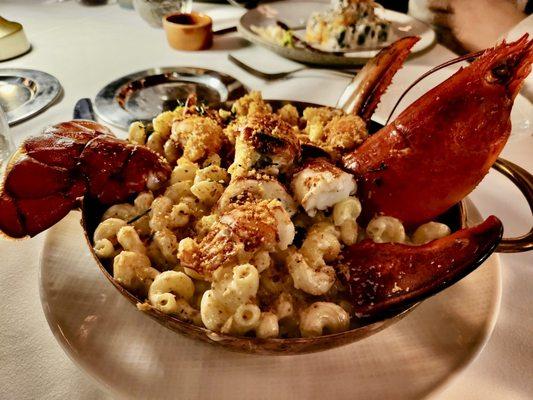 Lobster Mac N Cheese