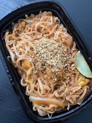 Shrimp pad thai