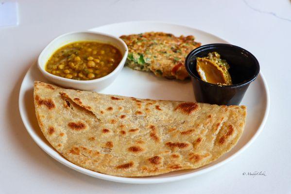 Desi omelette paratha