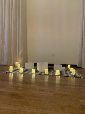 Candlelight yin yoga, sound bowls