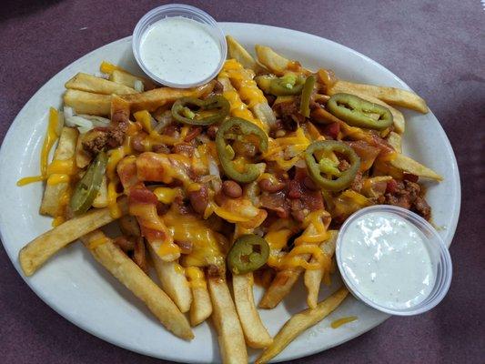 Chili cheese fries