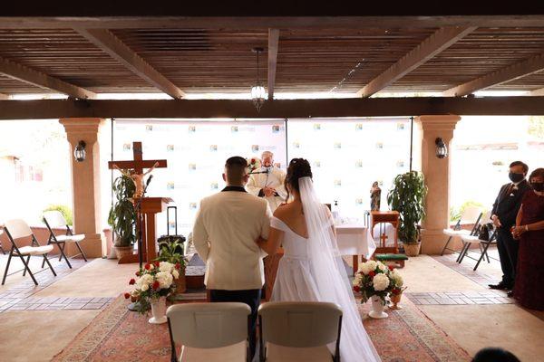 Our Catholic wedding day at the sacred heart patio of St. Margaret Mary Church, 10/10/2020.