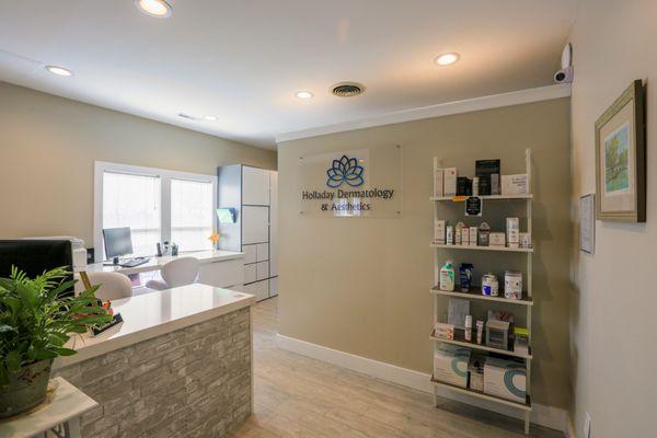 Holladay Dermatology & Aesthetics